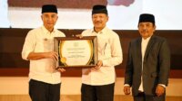 Bey Machmudin Mendapat Penghargaan Pengelolaan Zakat Terbaik pengelolaan zakat terbaik